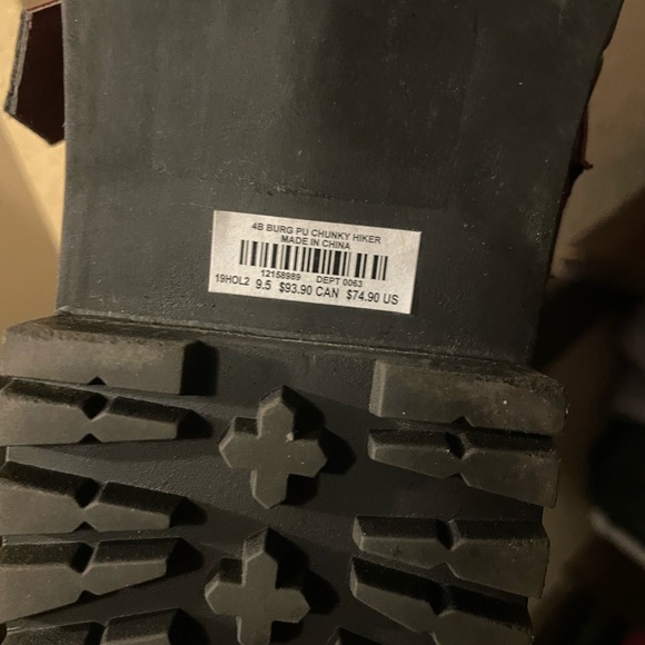 Burgundy Torrid Boots size 9.5 - Picture 2 of 2